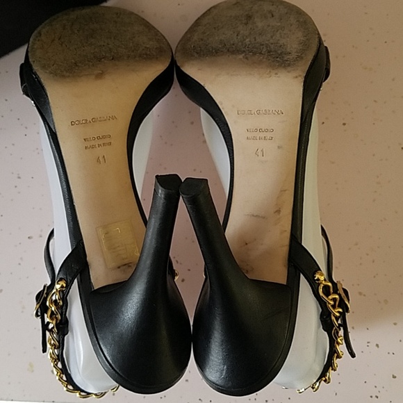 AUTHENTIC DOLCE & GABBANA BLACK HEELS - Picture 6 of 8